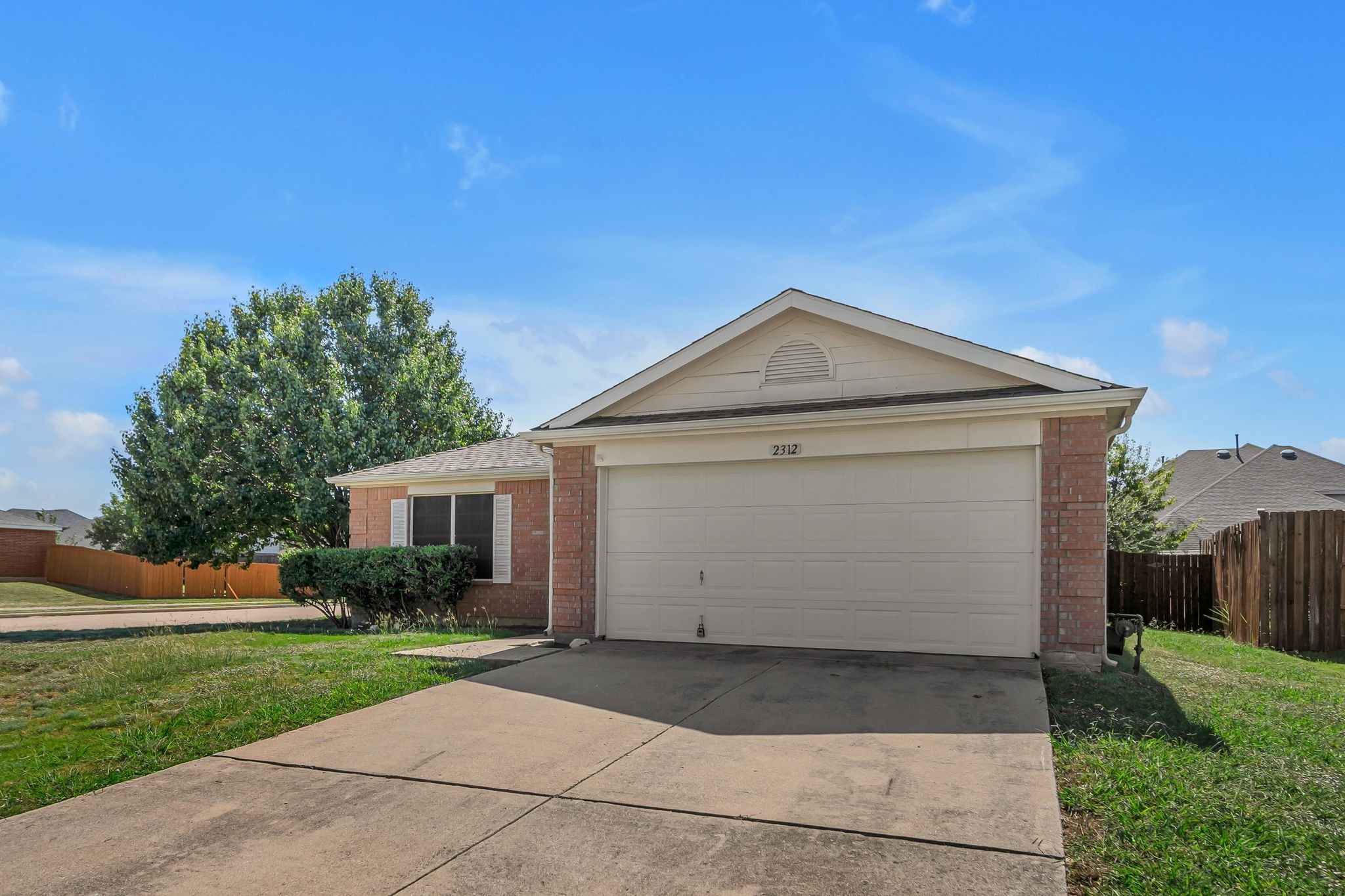 2312 Tailburton Court