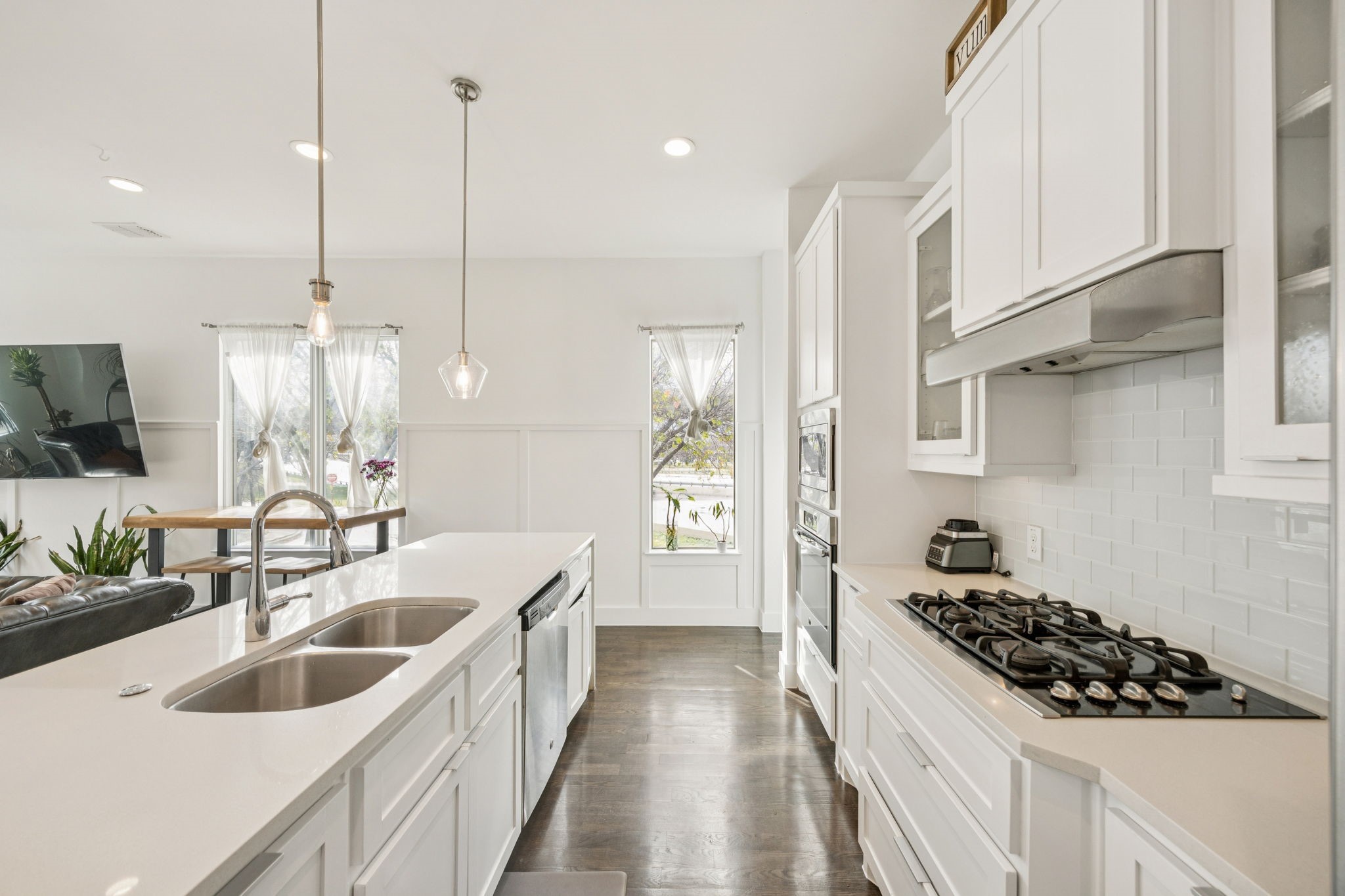 3002 Zenia Drive