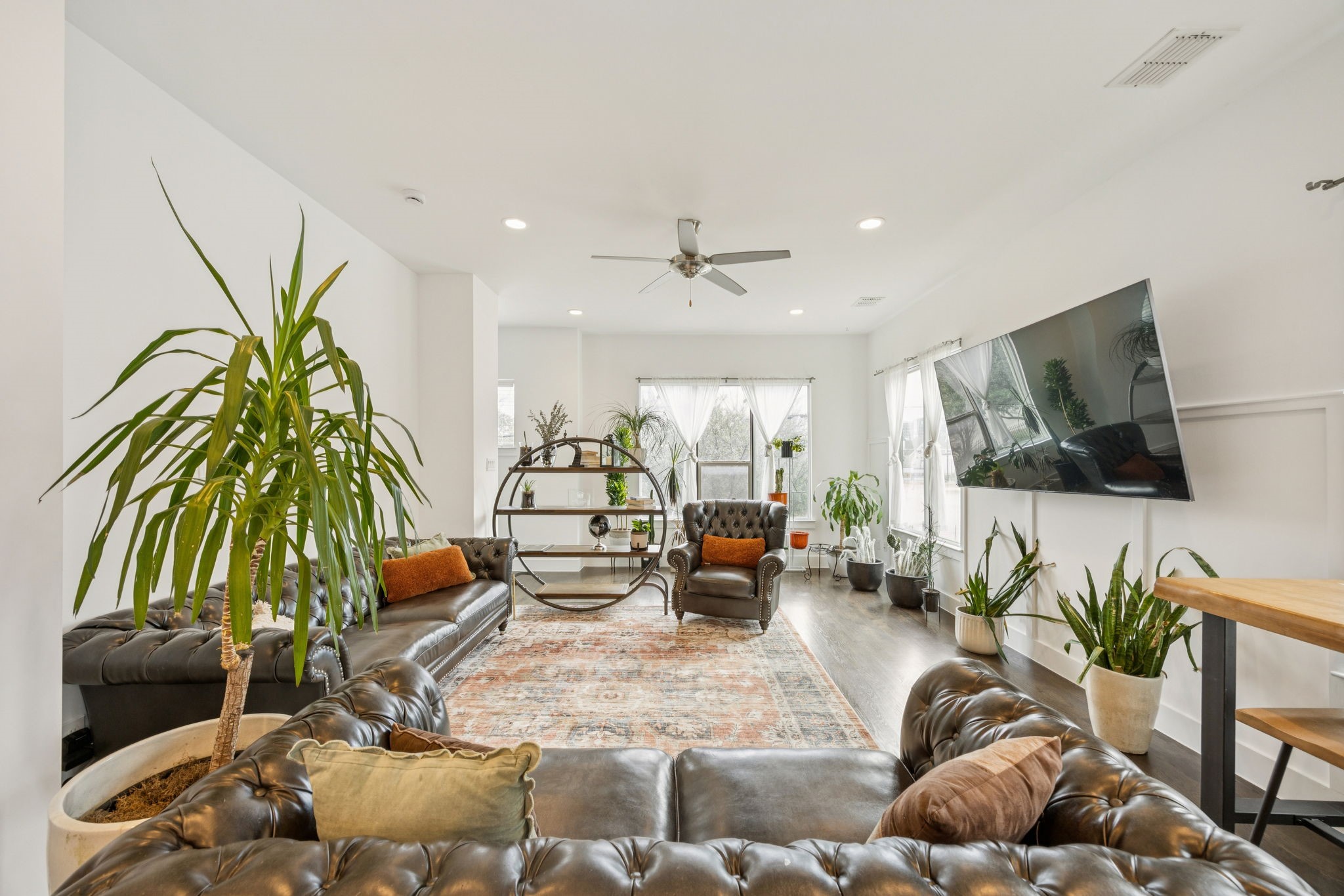 3002 Zenia Drive