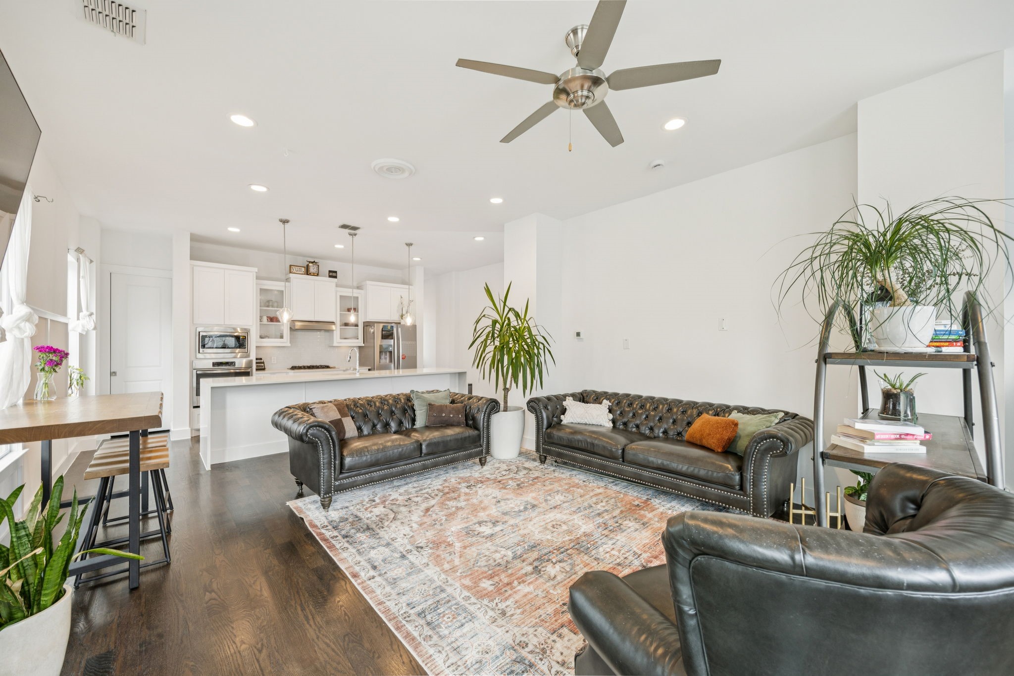 3002 Zenia Drive