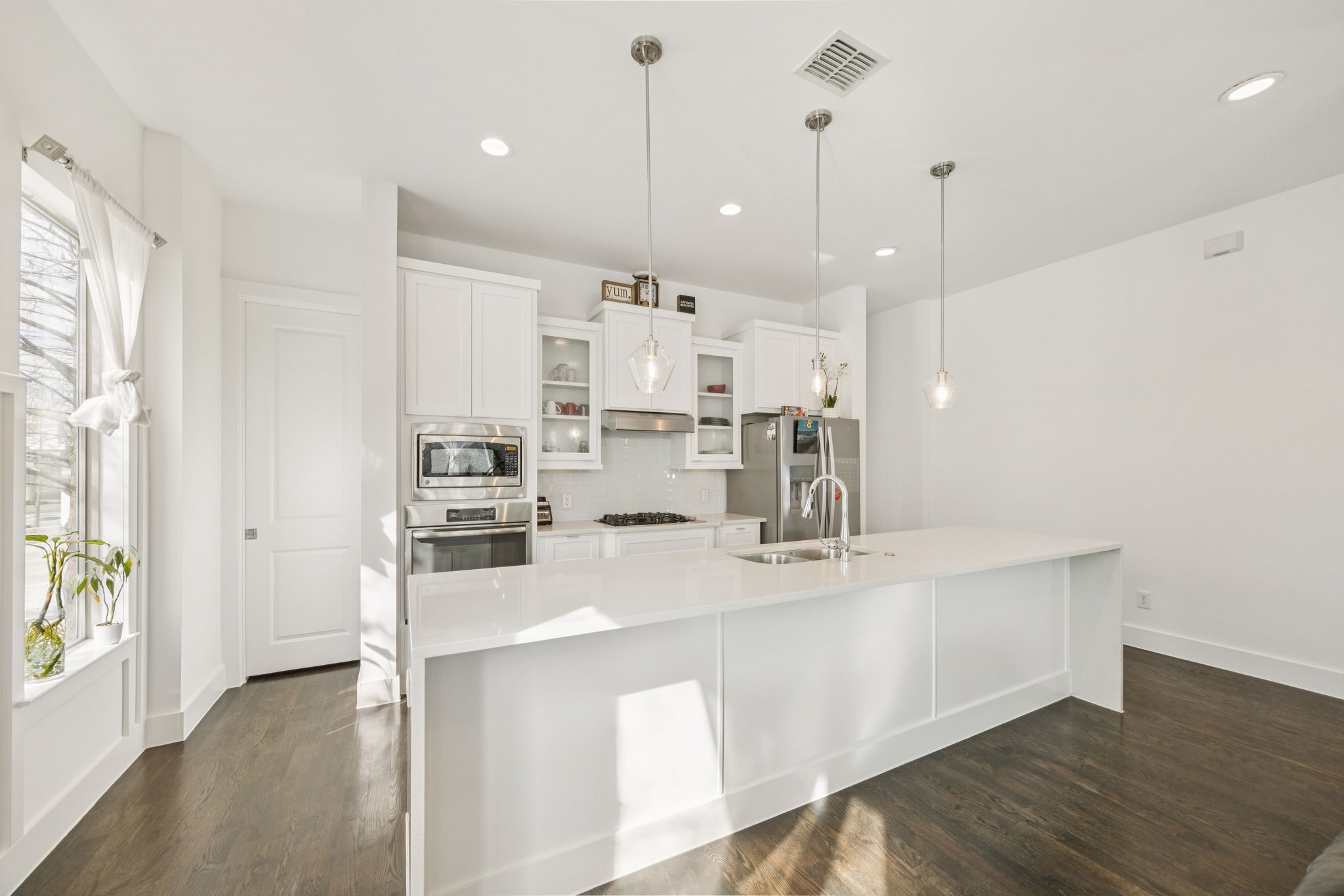 3002 Zenia Drive