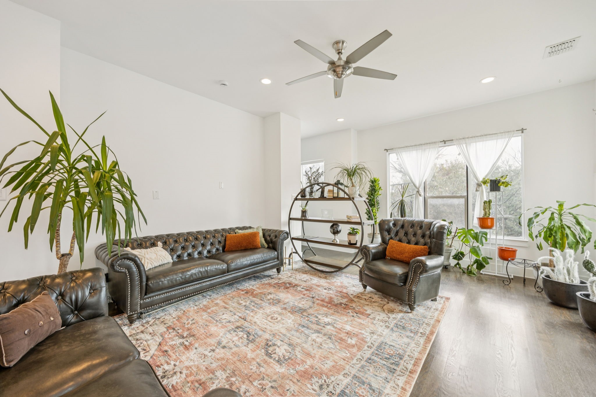 3002 Zenia Drive