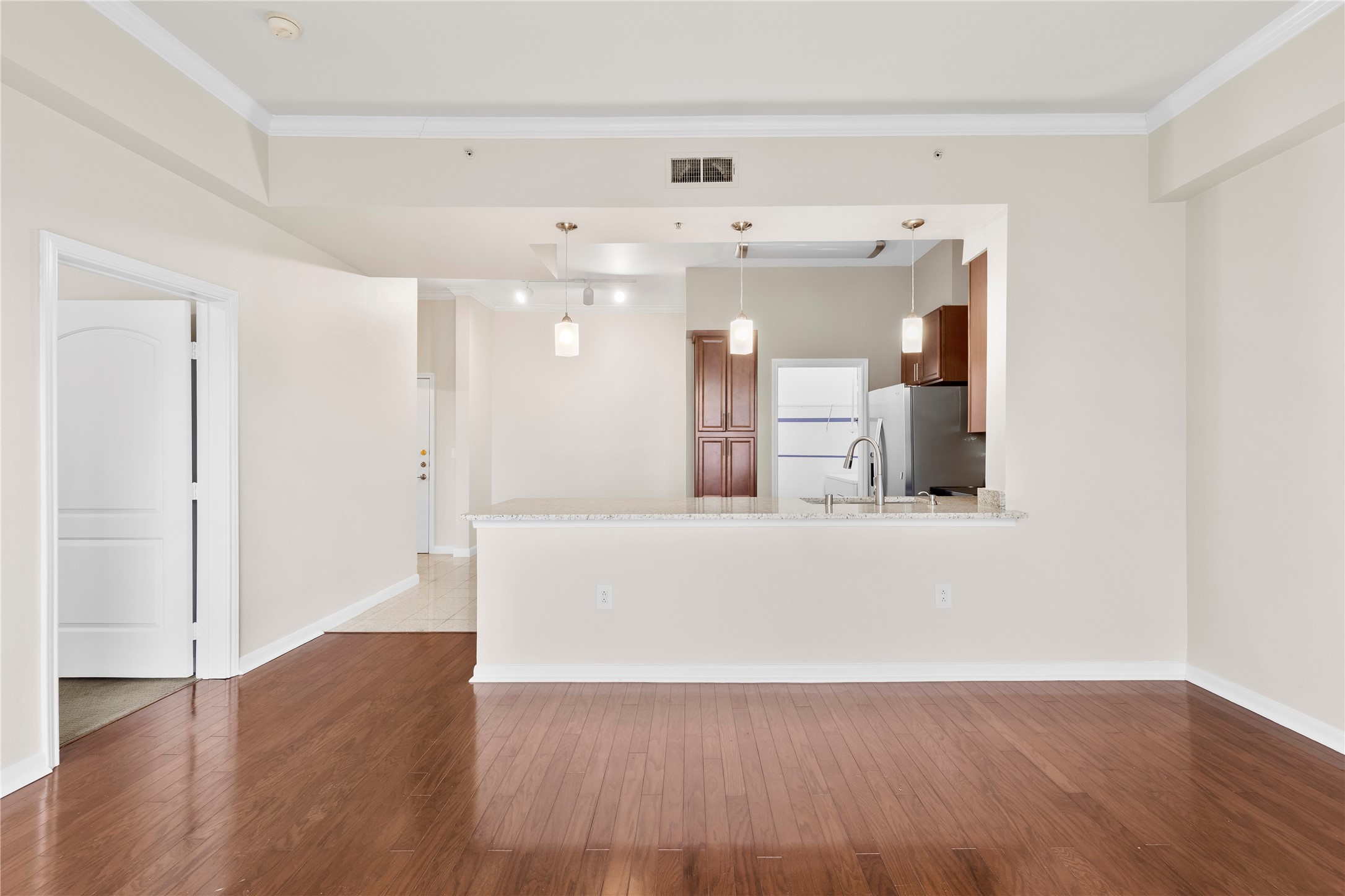 3225 Turtle Creek Boulevard 332