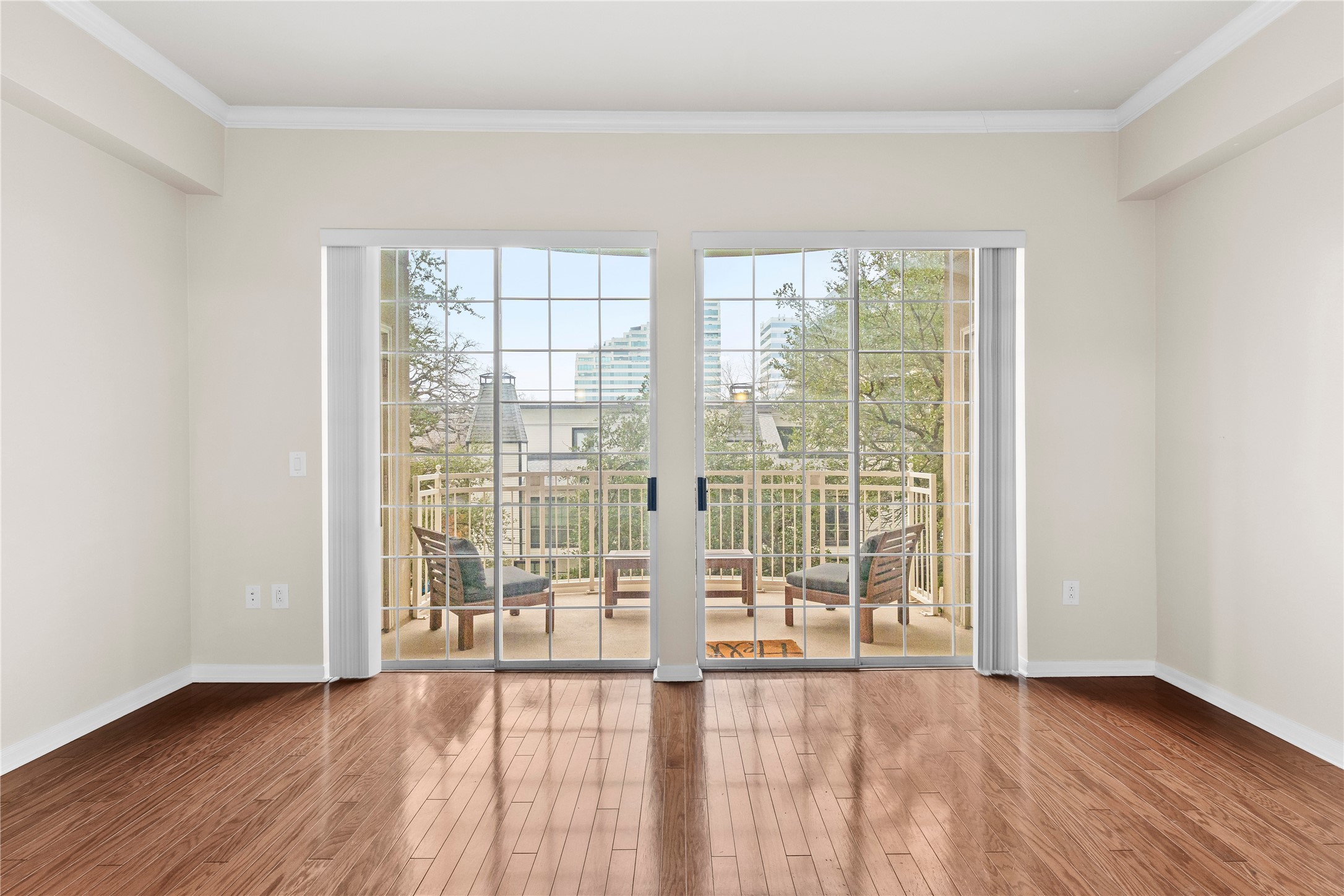 3225 Turtle Creek Boulevard 332