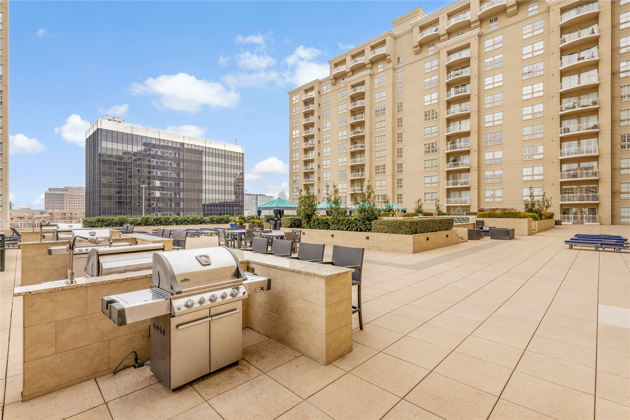 3225 Turtle Creek Boulevard 332