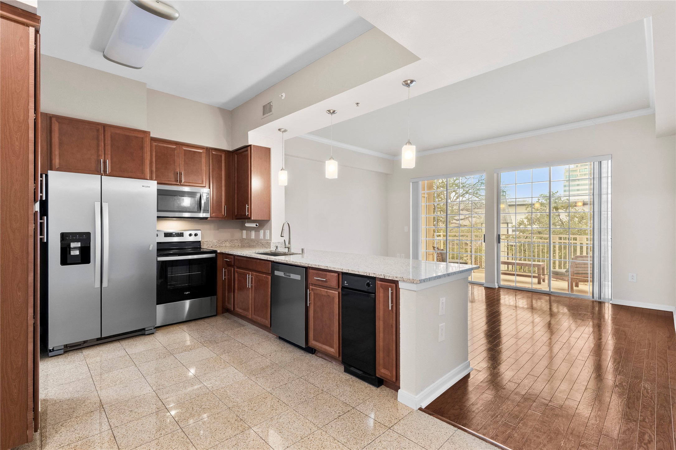 3225 Turtle Creek Boulevard 332