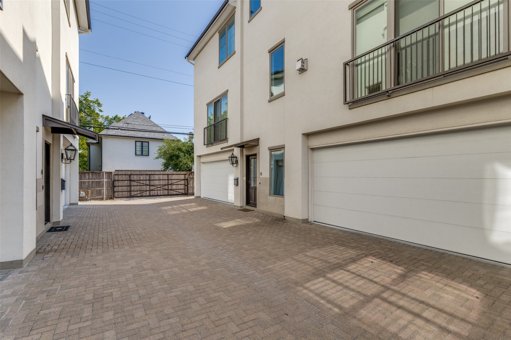3515 Normandy Avenue 8