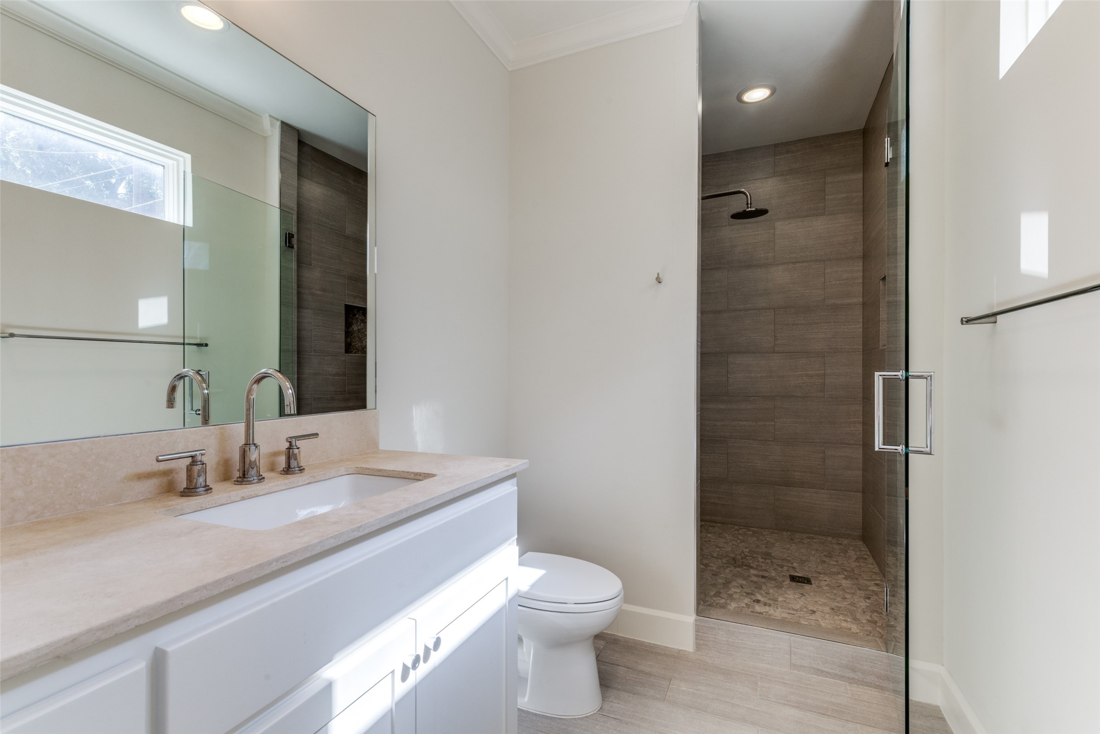 3515 Normandy Avenue 8