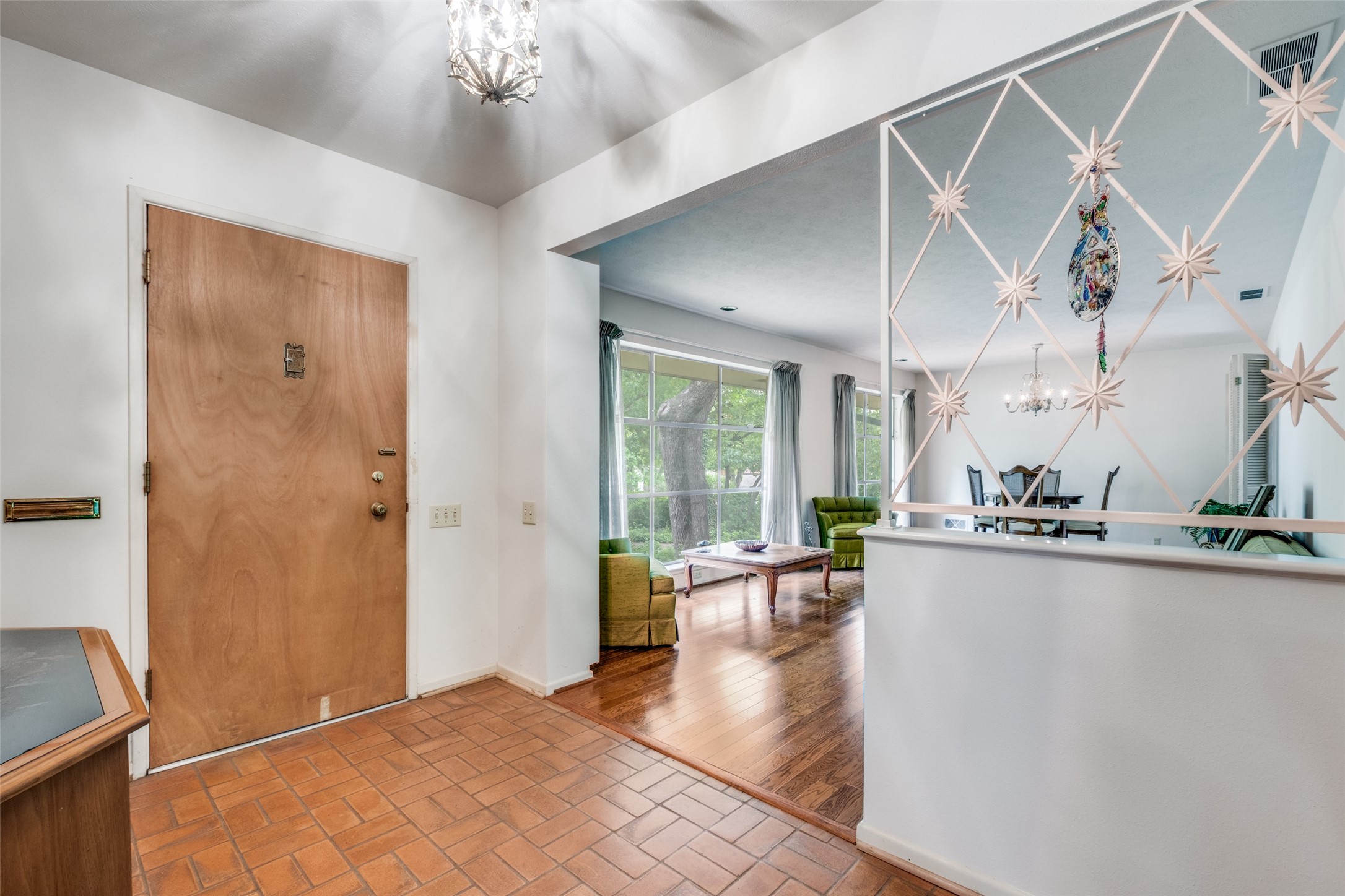 1723 Timbergrove Circle