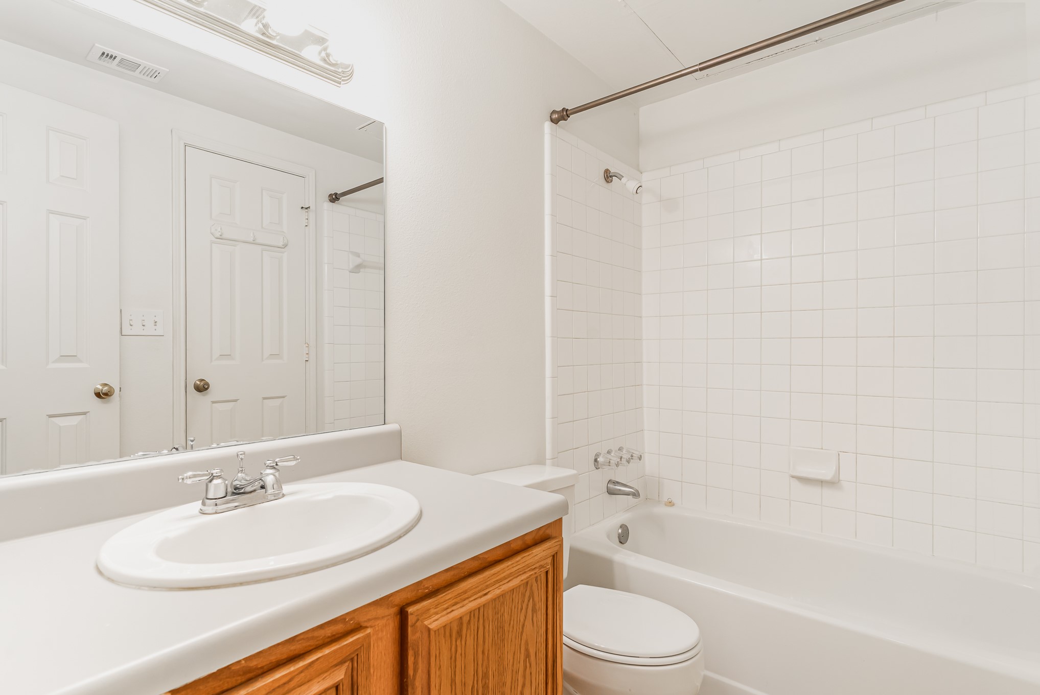 3329 Rosedale Avenue 21