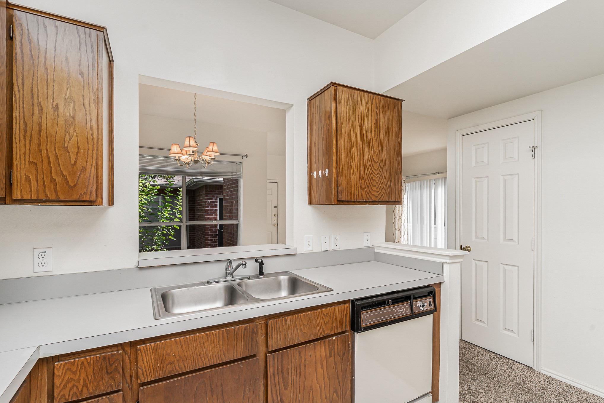 3329 Rosedale Avenue 21