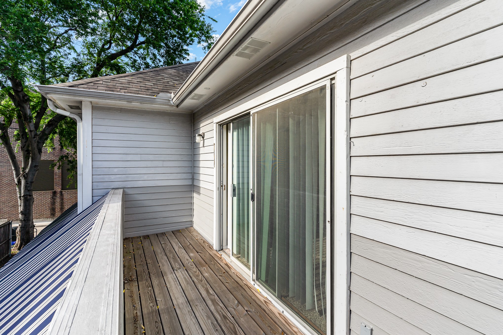3329 Rosedale Avenue 21