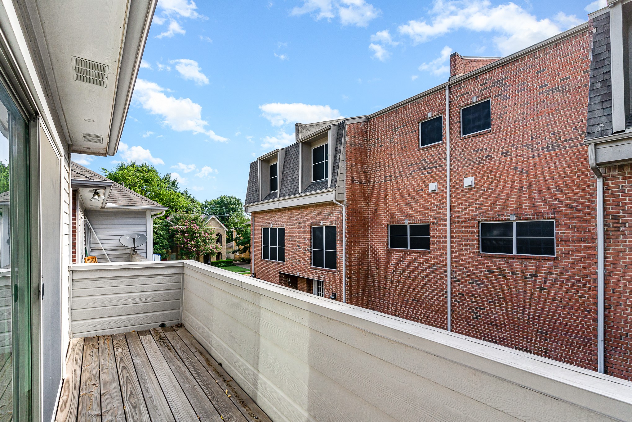 3329 Rosedale Avenue 21