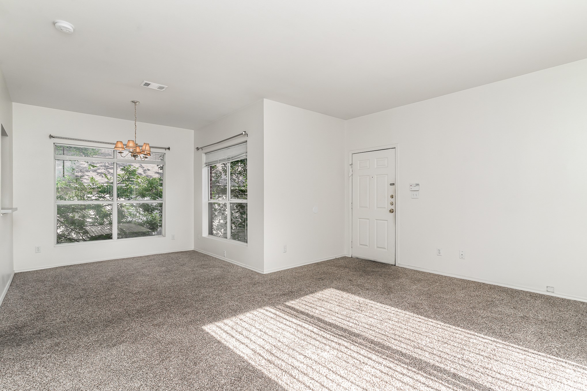 3329 Rosedale Avenue 21