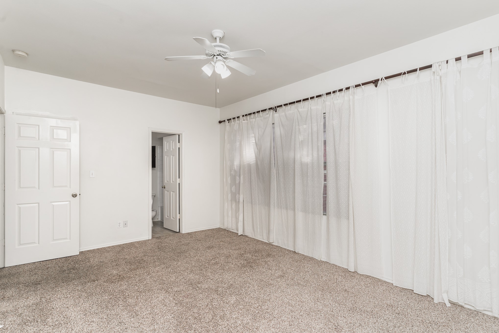 3329 Rosedale Avenue 21