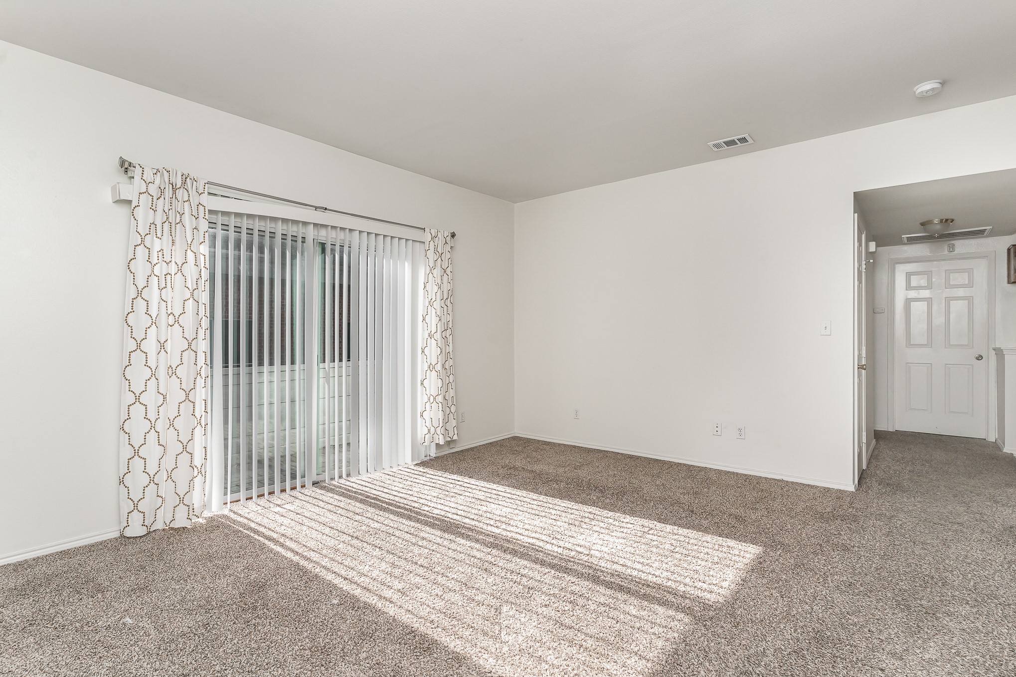 3329 Rosedale Avenue 21