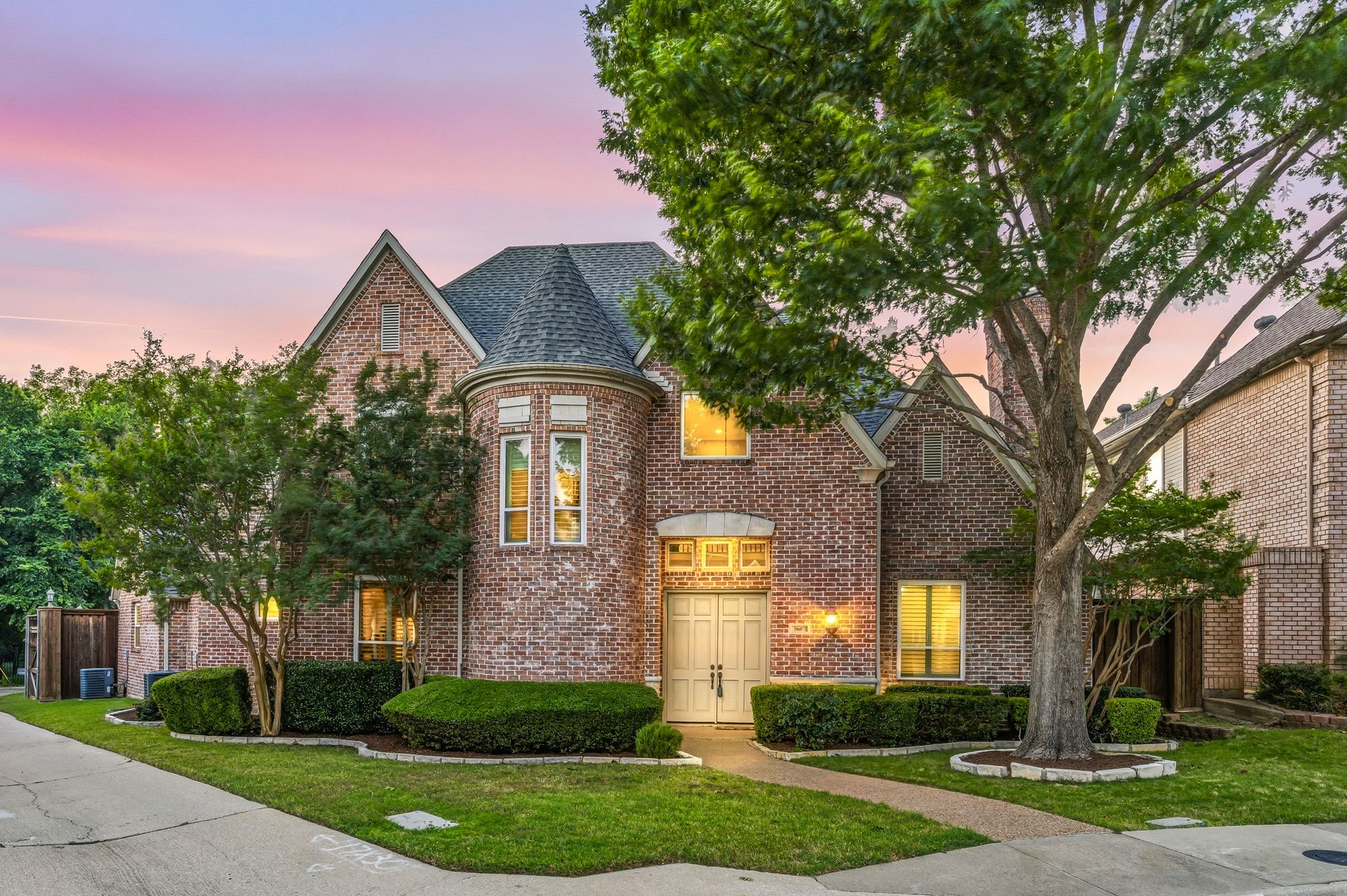 5607 Willow Wood Lane