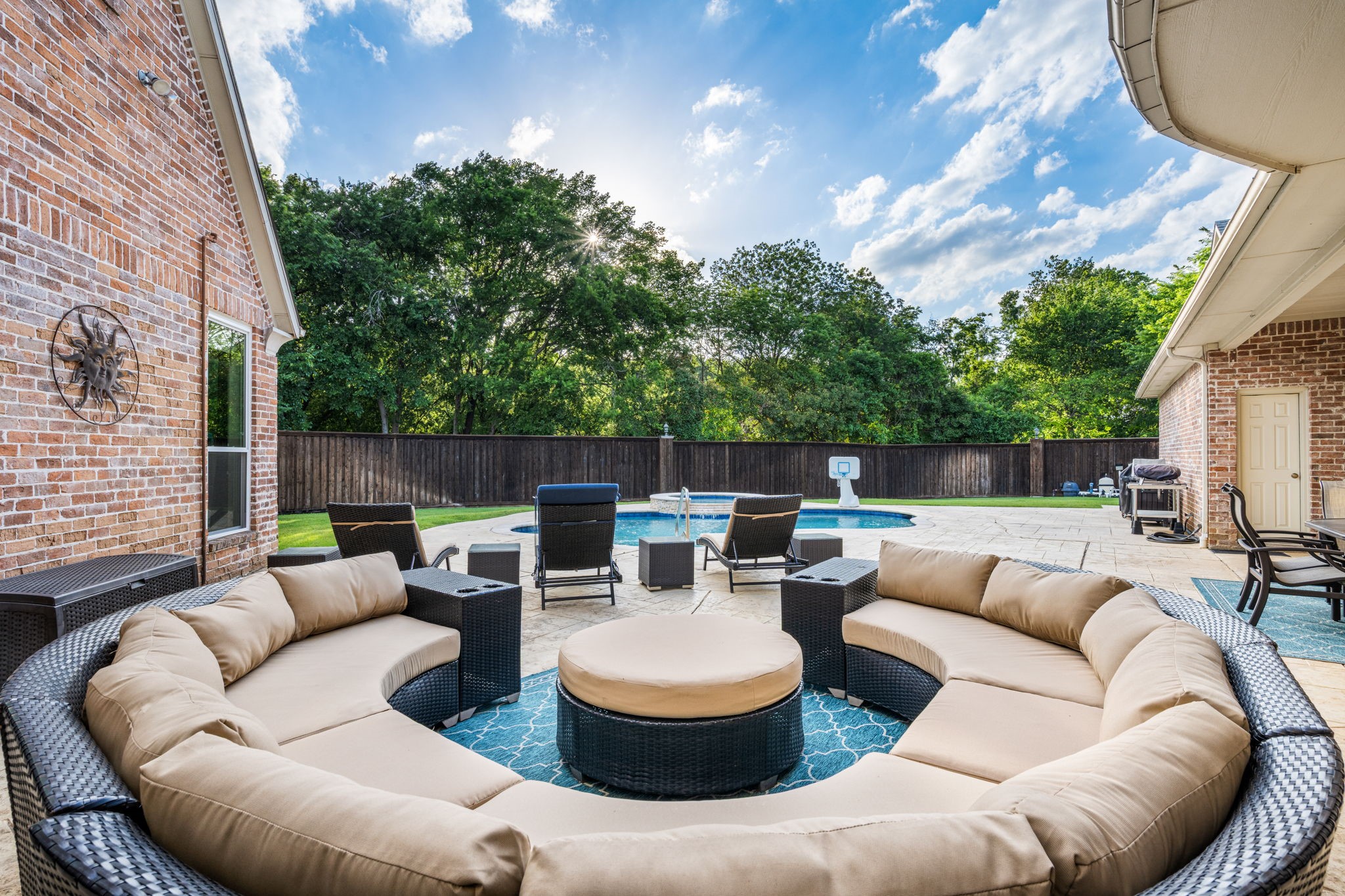 5607 Willow Wood Lane