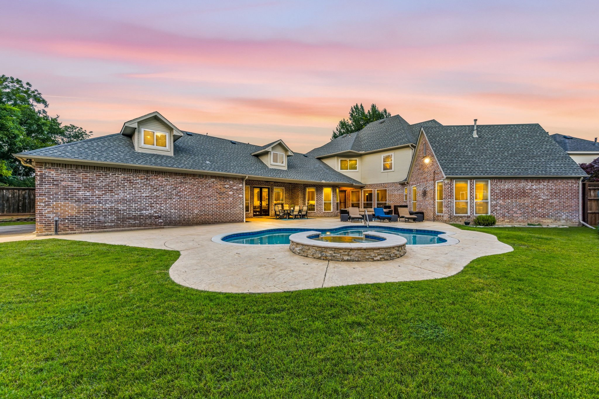 5607 Willow Wood Lane