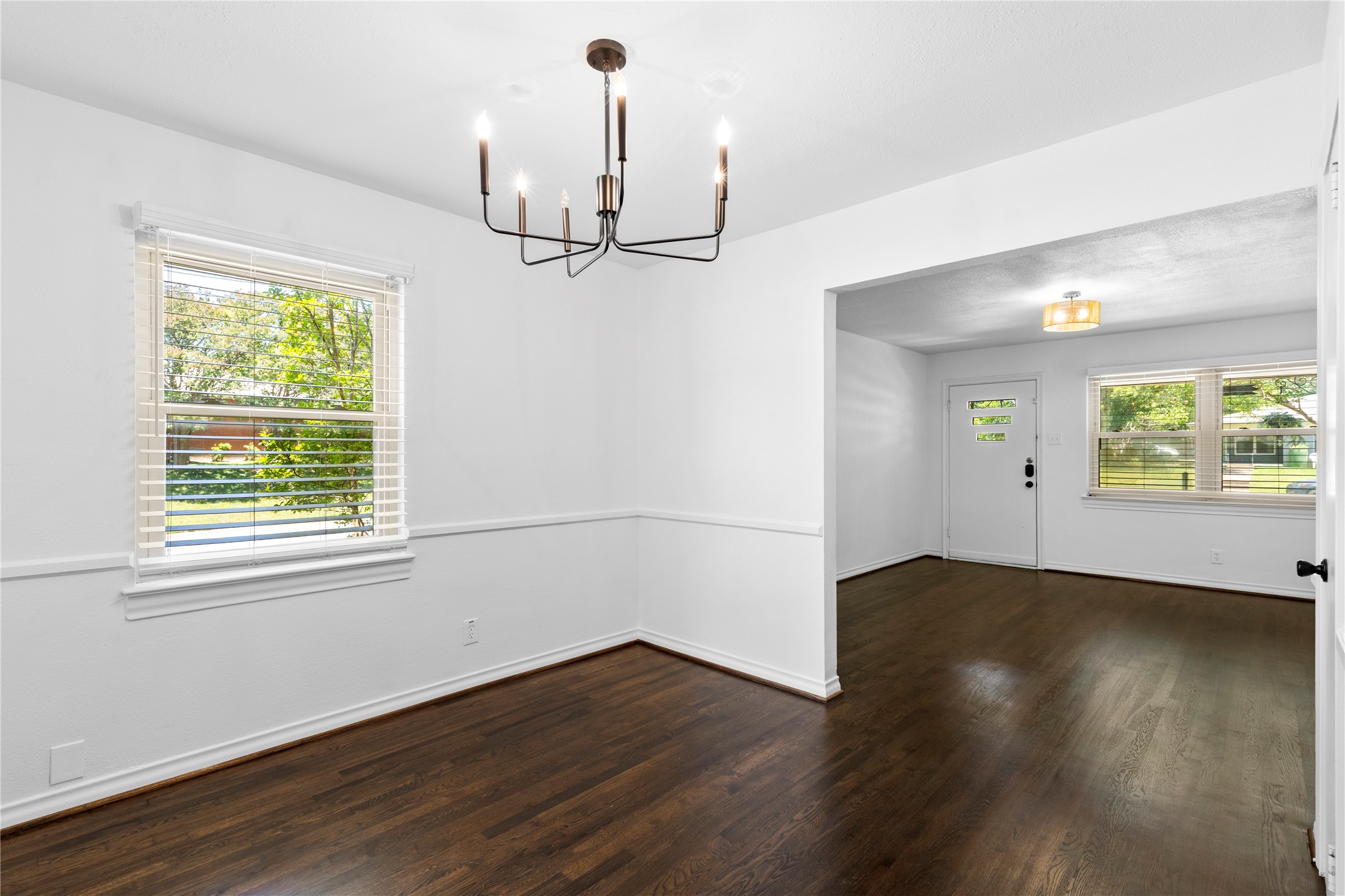 1804 Mariposa Drive