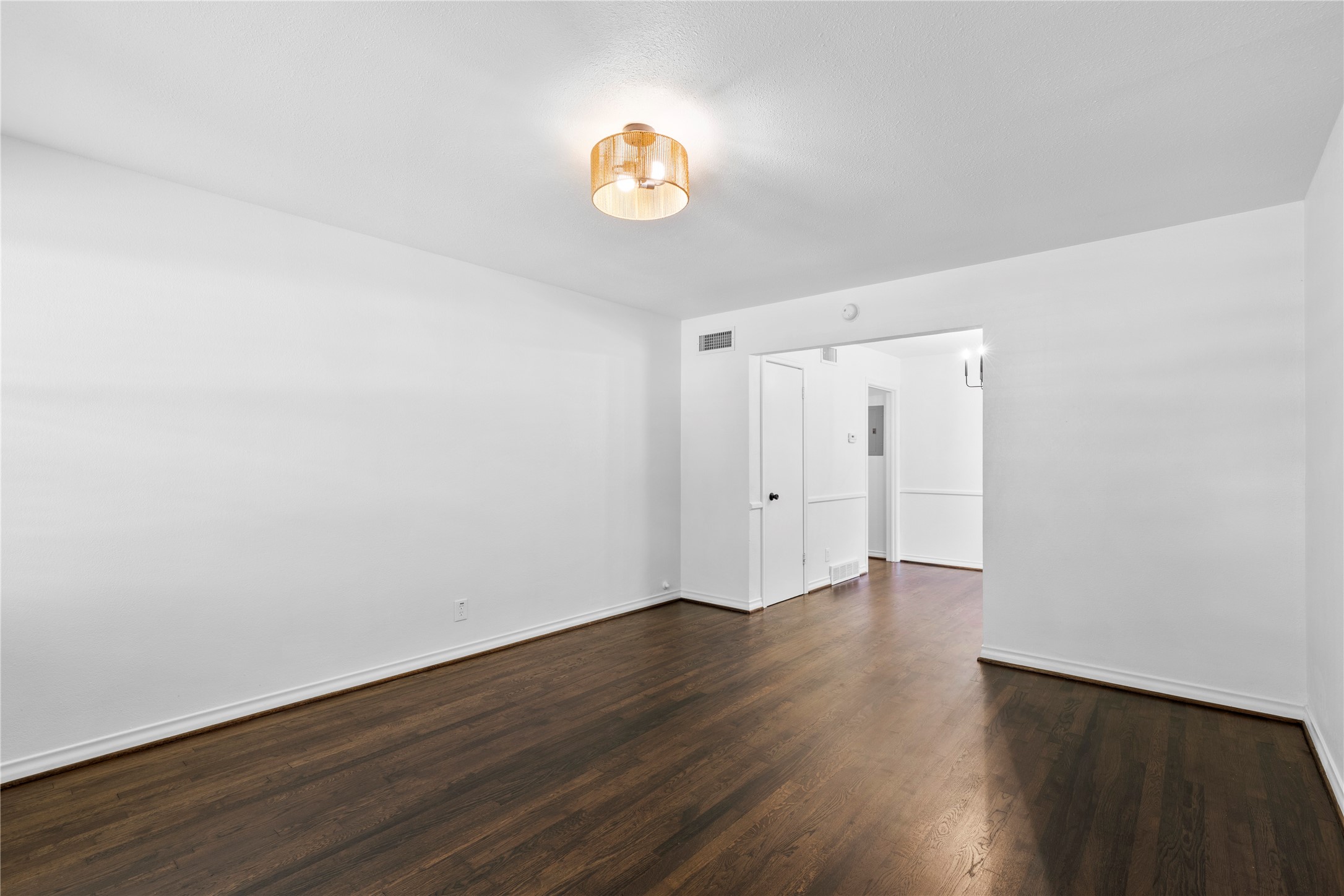 1804 Mariposa Drive