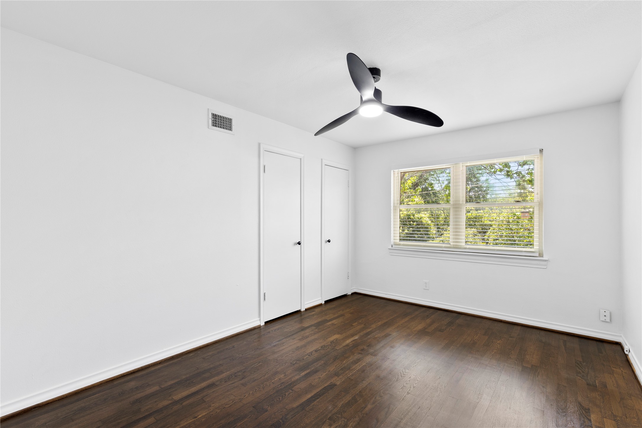 1804 Mariposa Drive