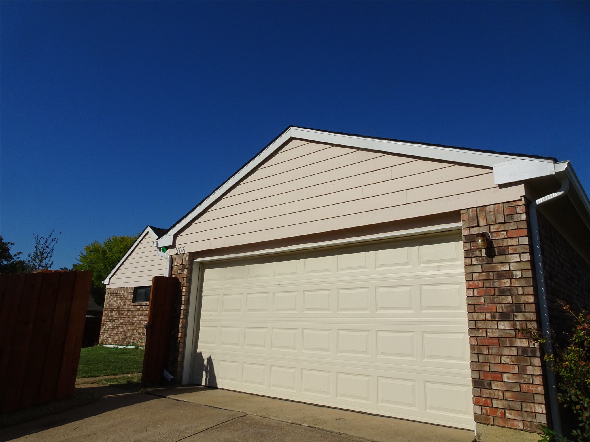 266 Barclay Avenue