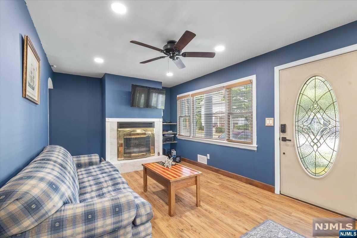 87 N Ramapo Avenue