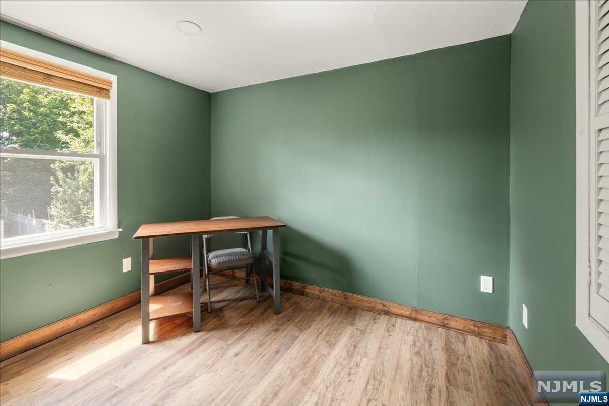 87 N Ramapo Avenue