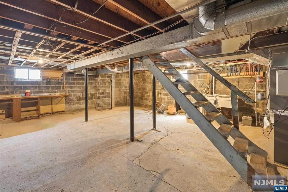 87 N Ramapo Avenue