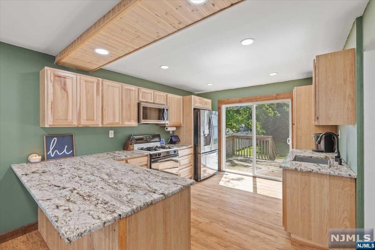 87 N Ramapo Avenue