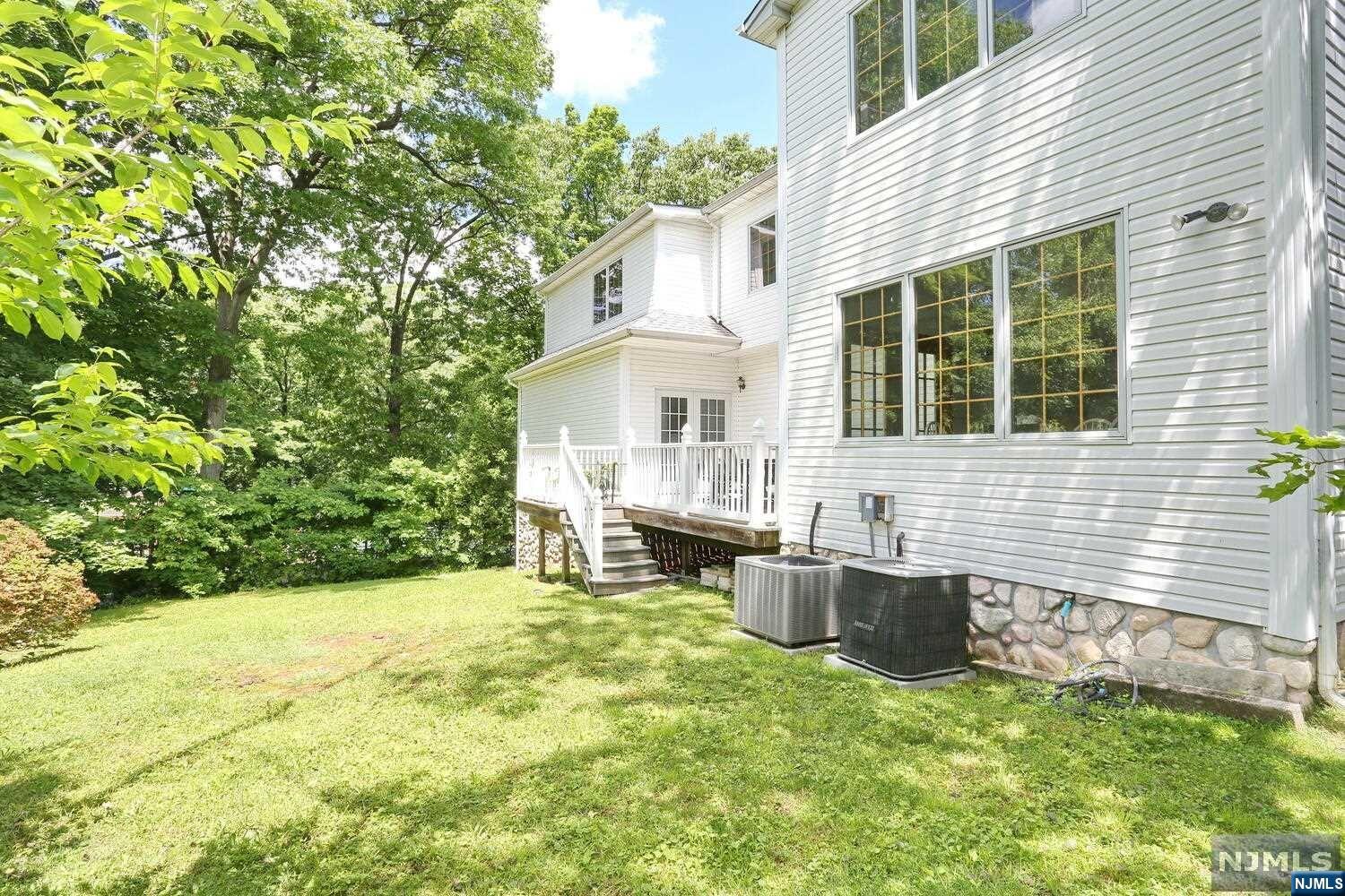58 Cleveland Avenue