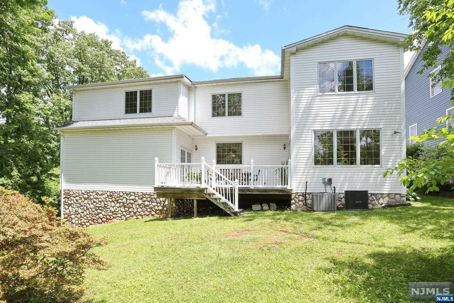 58 Cleveland Avenue