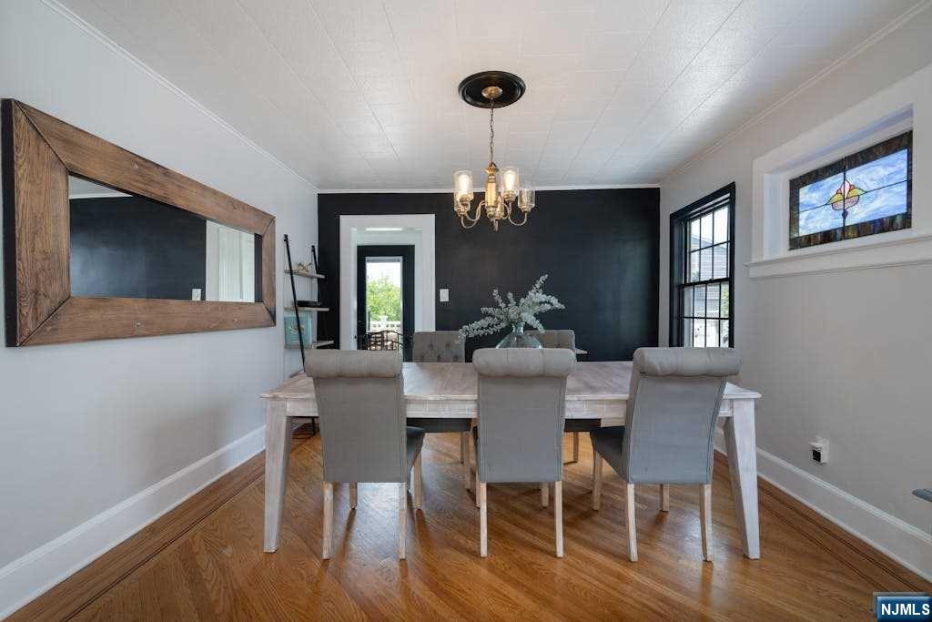 19 Chestnut Terrace