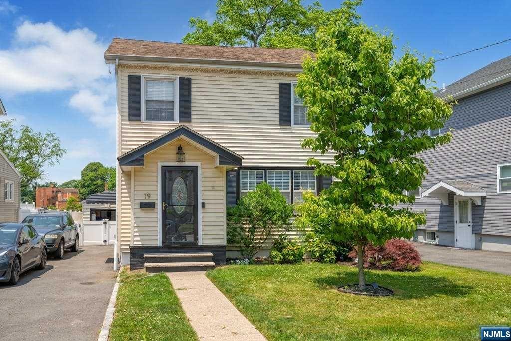 19 Chestnut Terrace