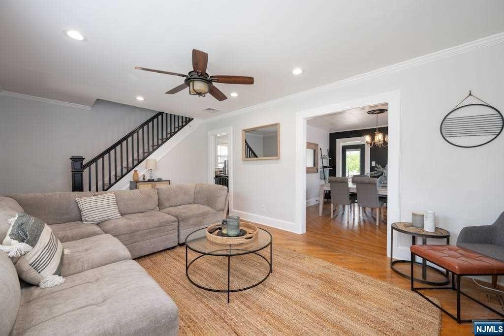 19 Chestnut Terrace