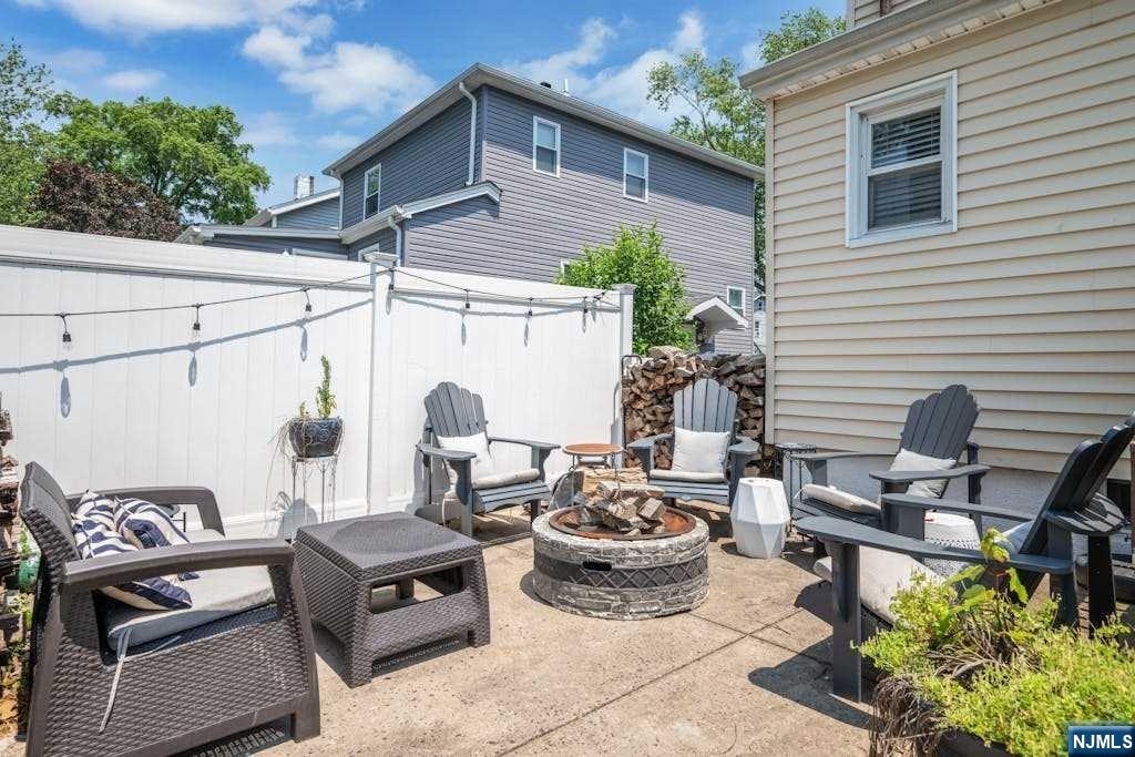 19 Chestnut Terrace