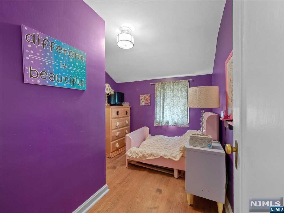 76 Hillside Avenue