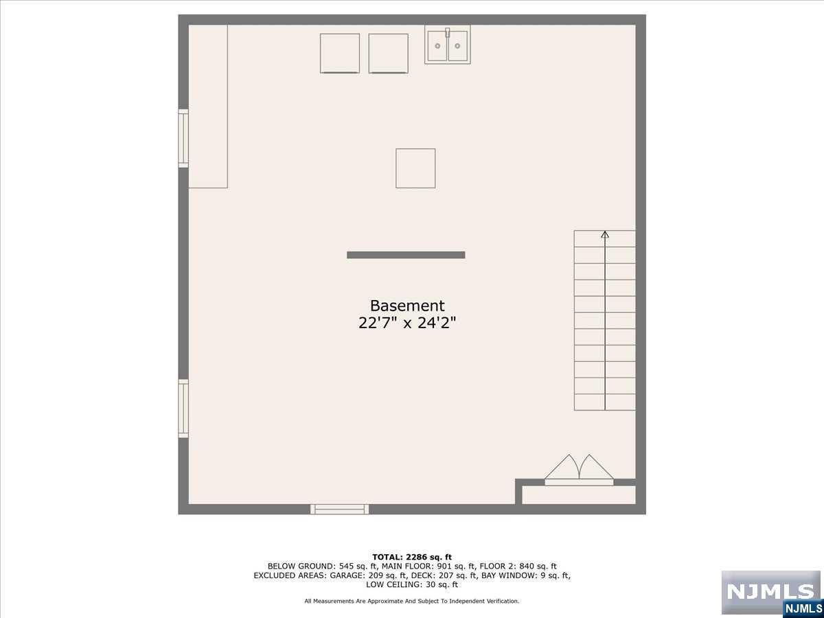 76 Hillside Avenue