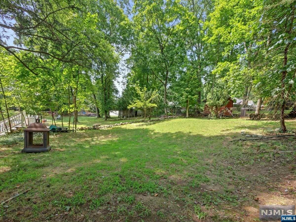 76 Hillside Avenue