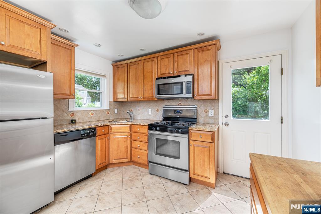 141 Cedar Avenue