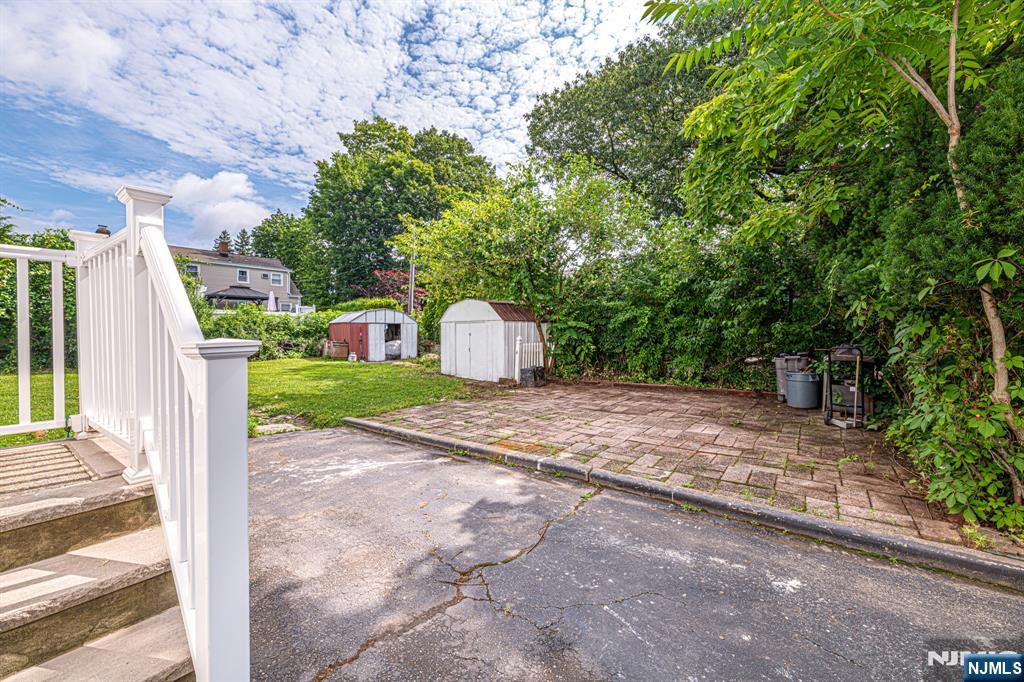 141 Cedar Avenue