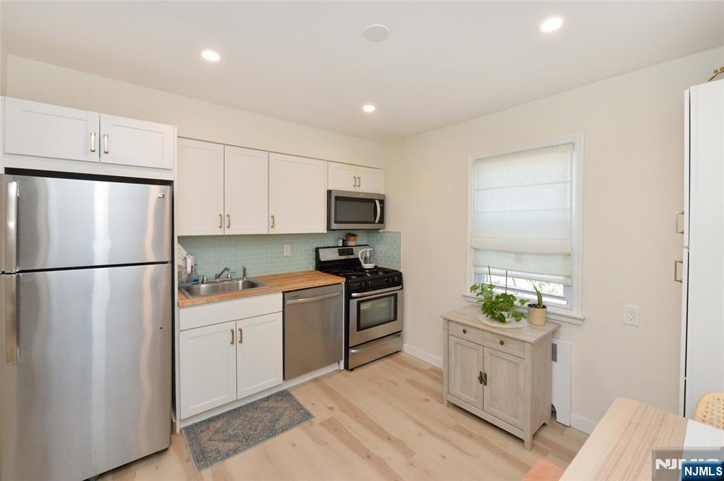 16-02 Plaza Road 1602A