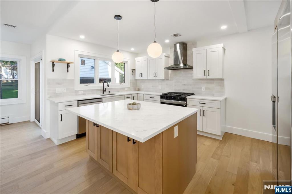 16-21 11th Street