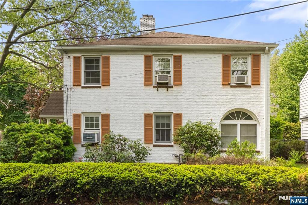 302 Howard Avenue