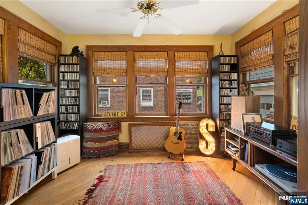 52 Warfield Street