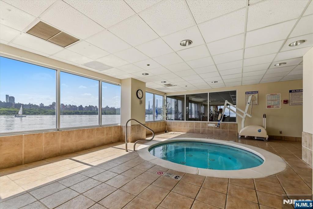 106 The Promenade