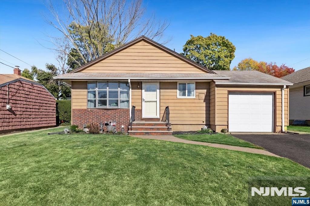 169 Pleasant Avenue