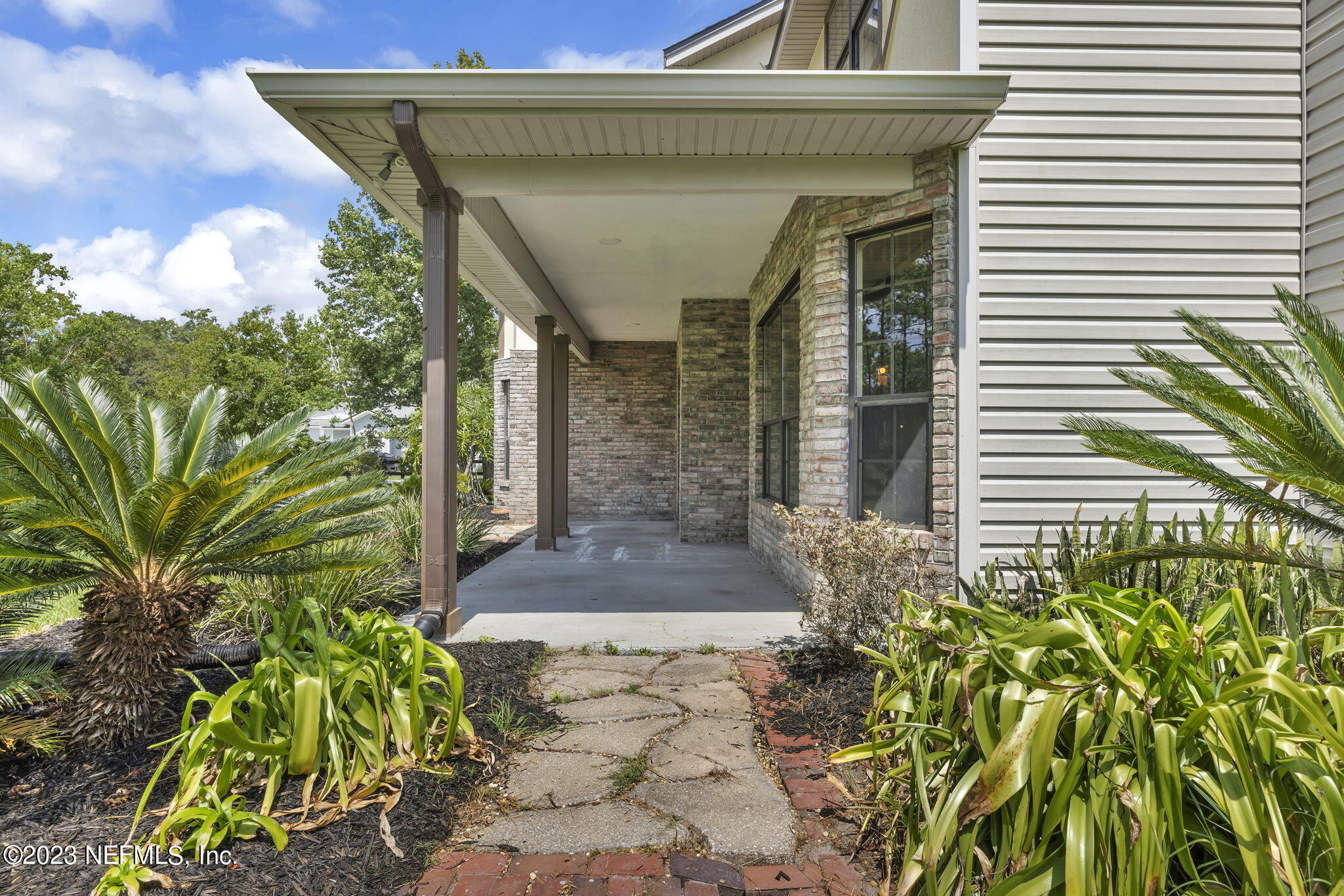 1387 LEE Road