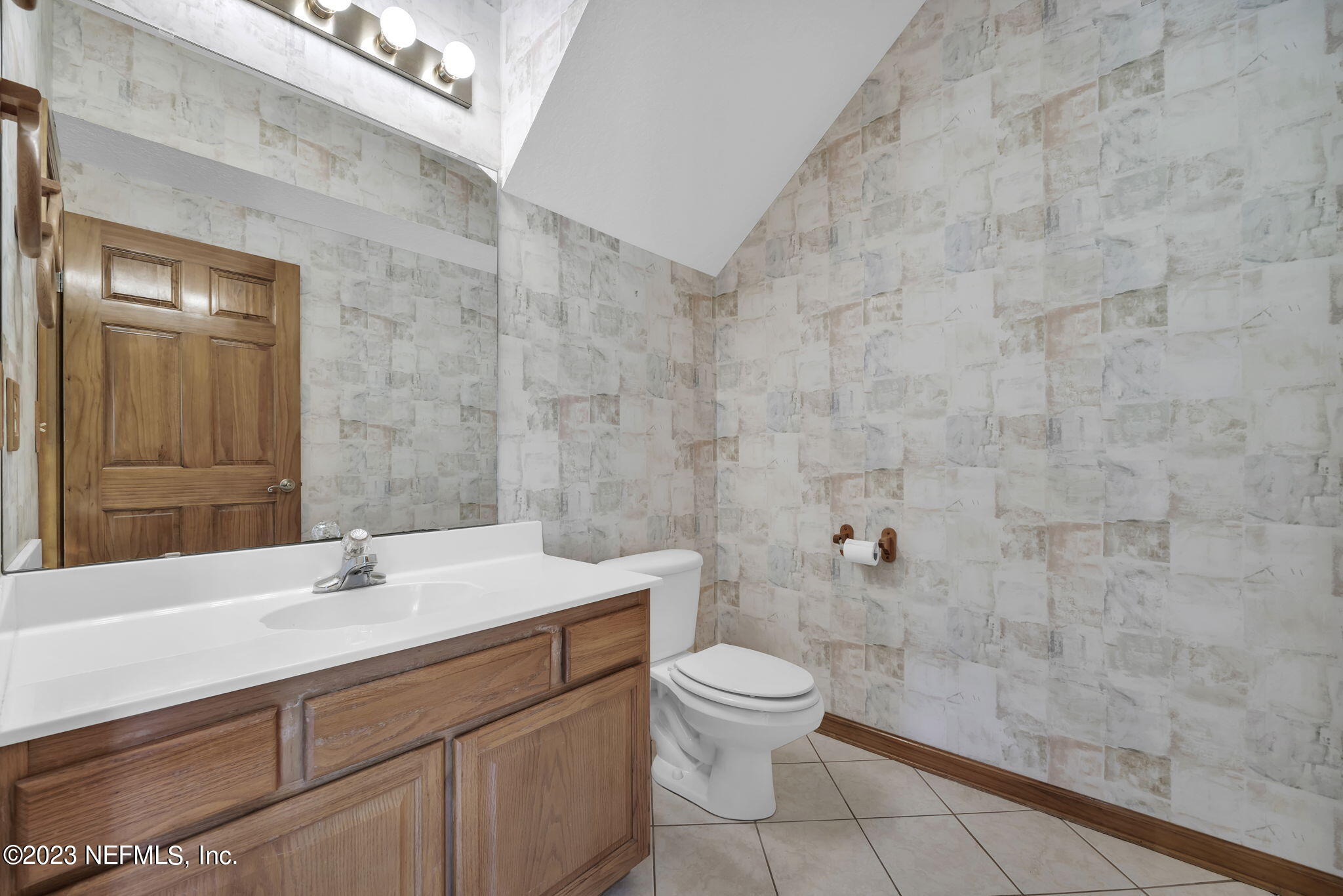 1387 LEE Road